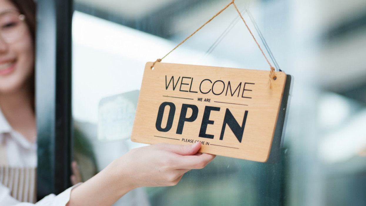 120 millió Ft támogatás eszközre, ingatlanra, IT-ra